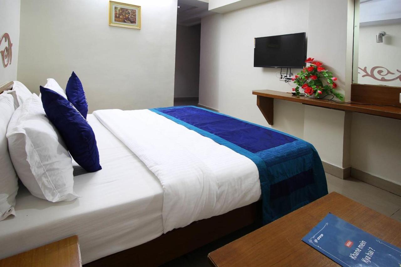 Hotel Campus 阿穆达巴 外观 照片