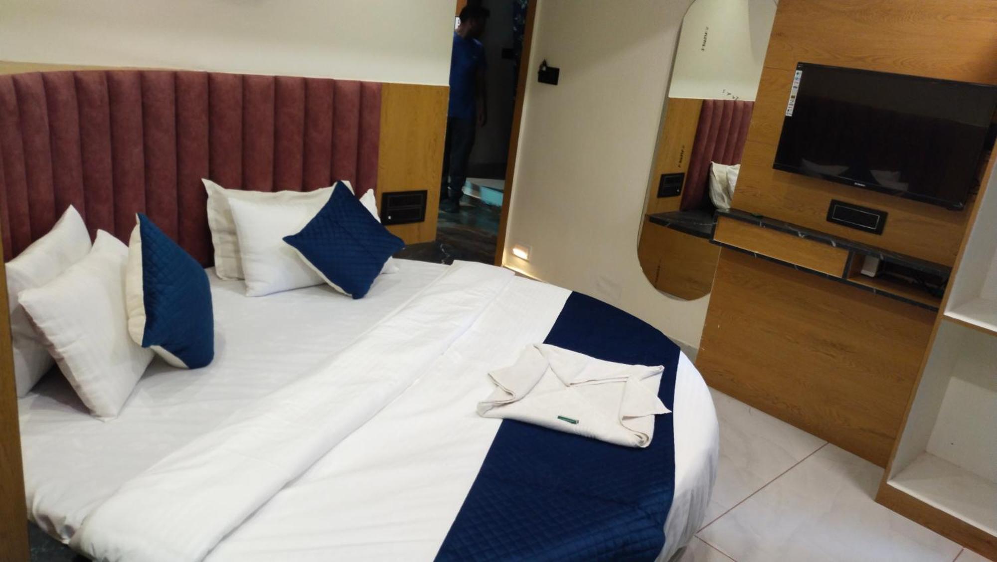 Hotel Campus 阿穆达巴 外观 照片