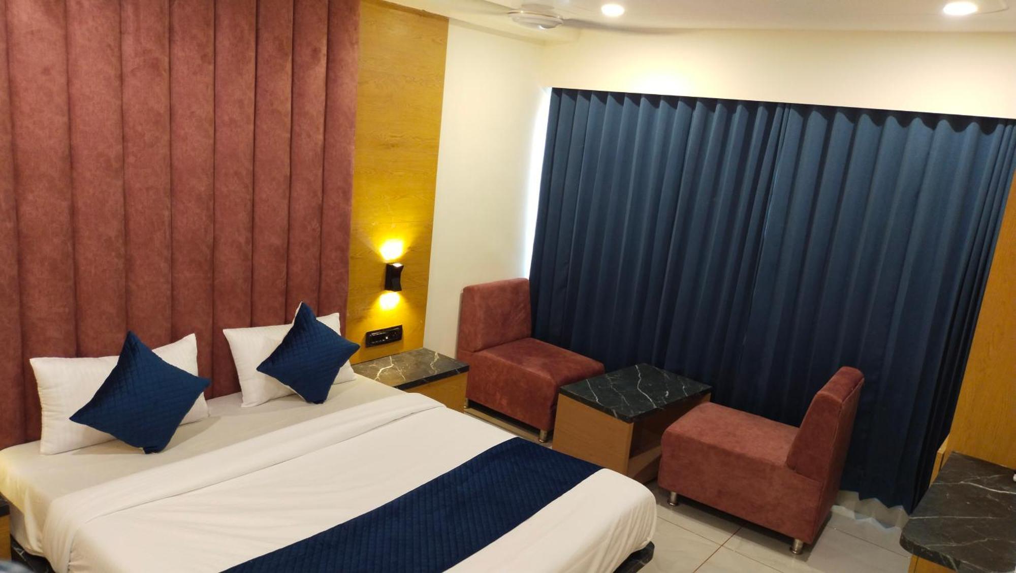 Hotel Campus 阿穆达巴 外观 照片